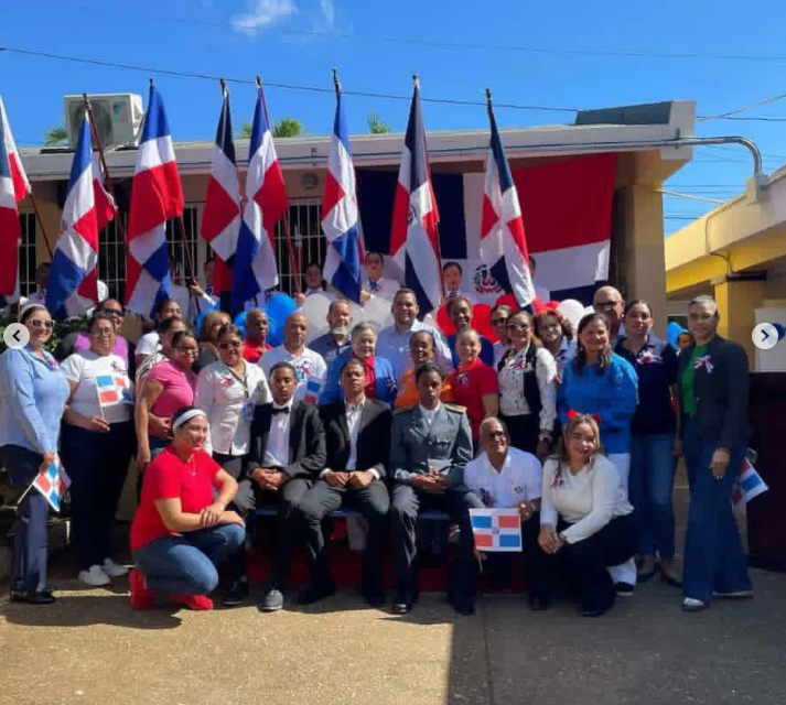 CELEBRACION DE LA INDEPENDENCIA NACIONAL EN EL LICEO PADRE MANUEL GONZALEZ QUEVEDO.