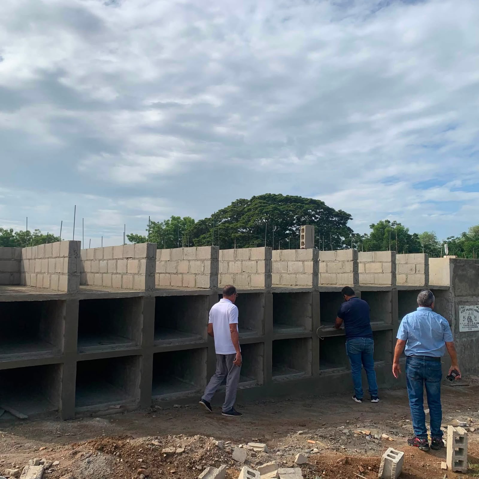 Ayuntamiento Municipal de Partido concluye construcción de 27 nichos en el Cementerio Nuevo